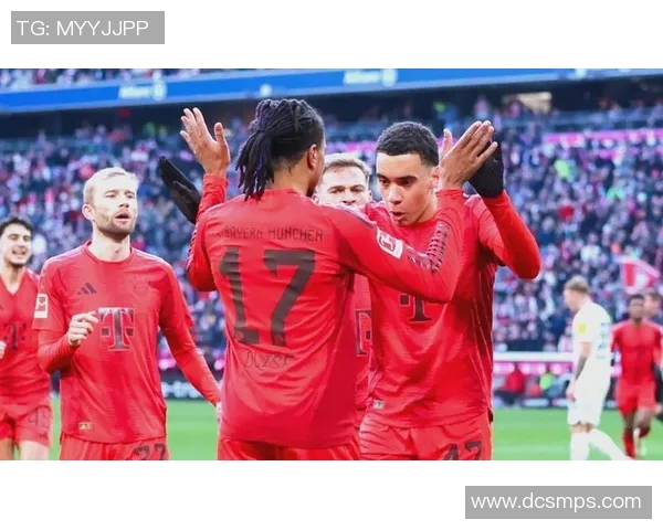 4月1日拜仁对决劲敌期待精彩比赛展现足球魅力与团队精神